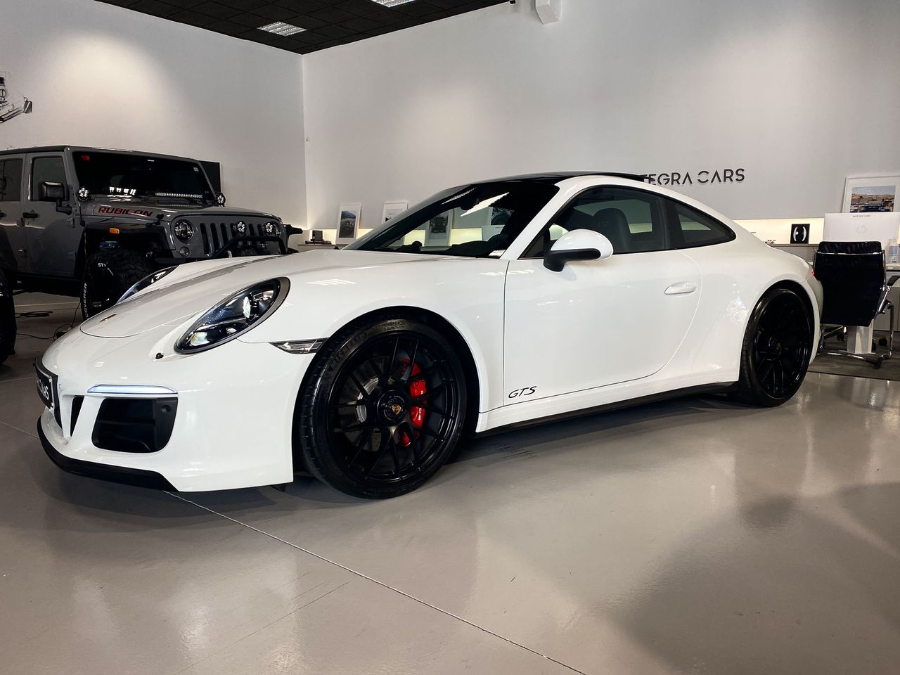 Porsche 911 Carrera GTS  - Foto 3