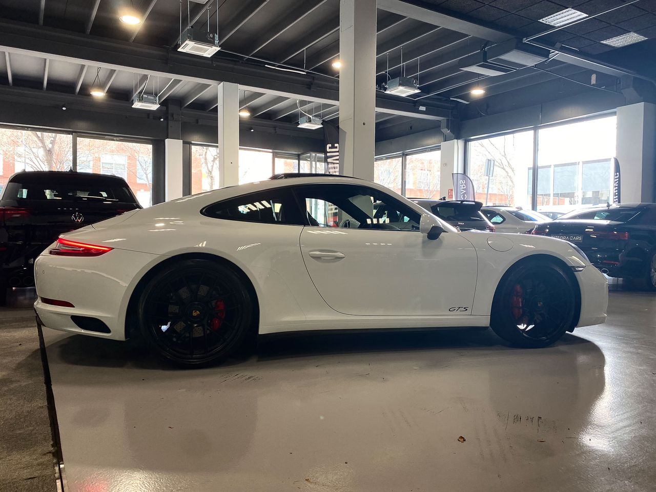 Porsche 911 Carrera GTS  - Foto 4