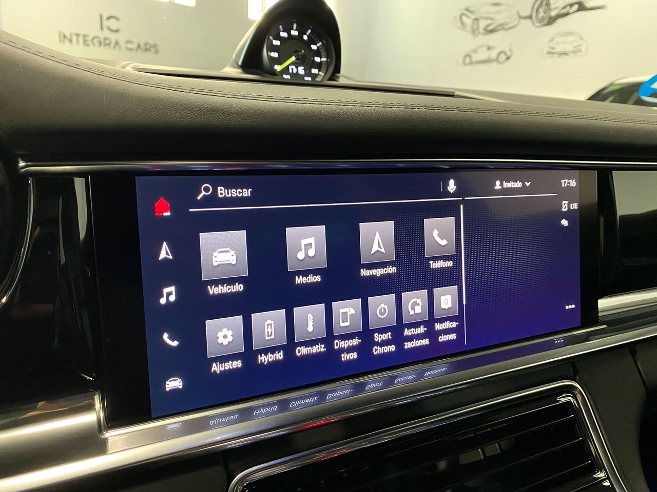 Porsche Panamera 4 e-hybrid  - Foto 19