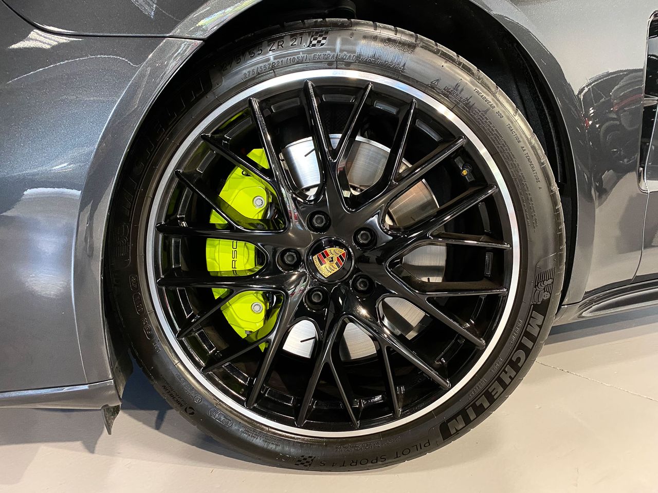 Porsche Panamera 4 e-hybrid  - Foto 35