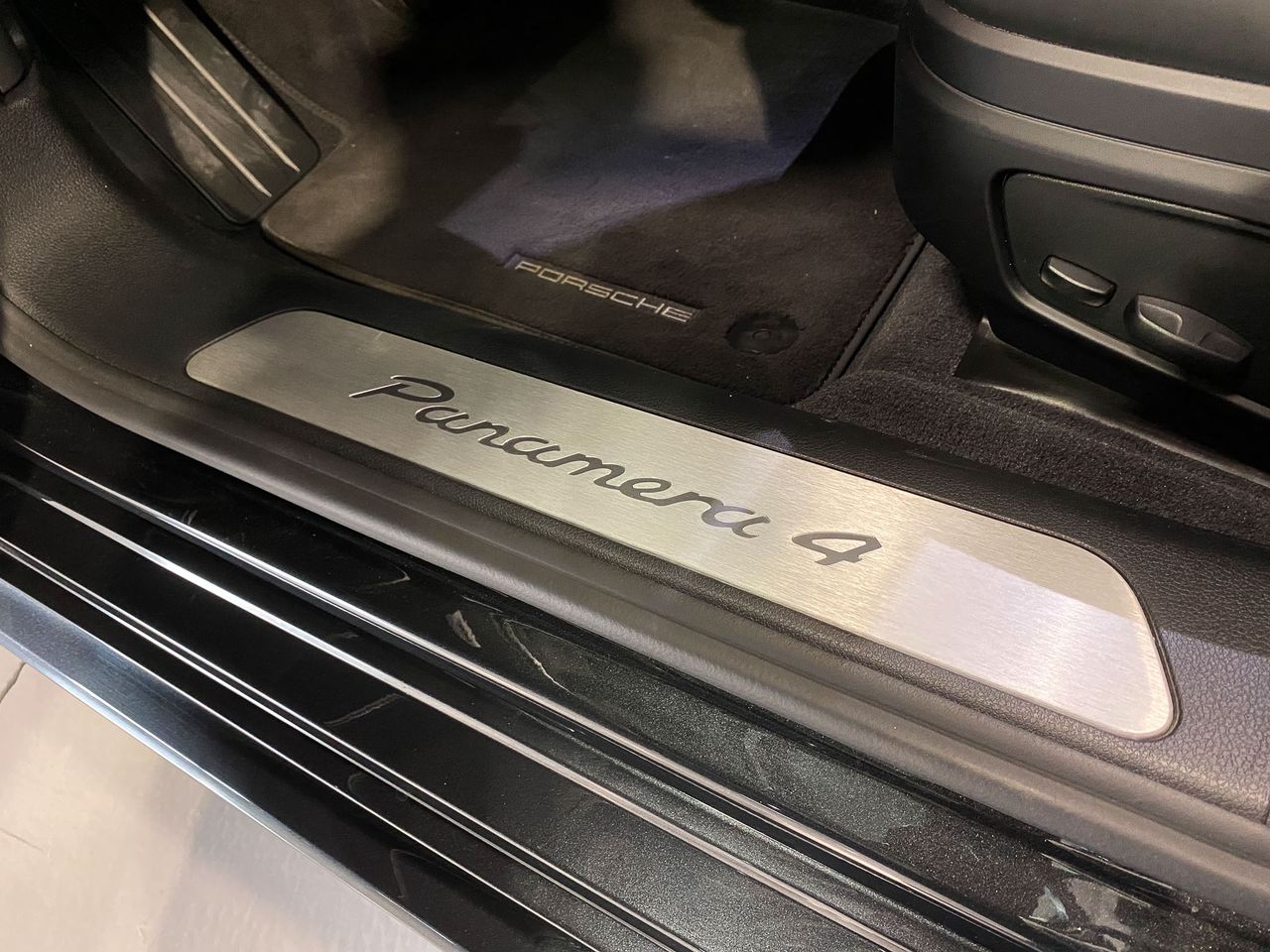 Porsche Panamera 4 e-hybrid  - Foto 8