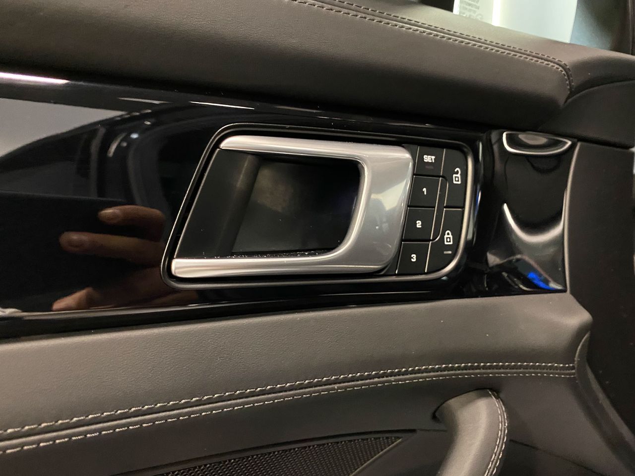 Porsche Panamera 4 e-hybrid  - Foto 15