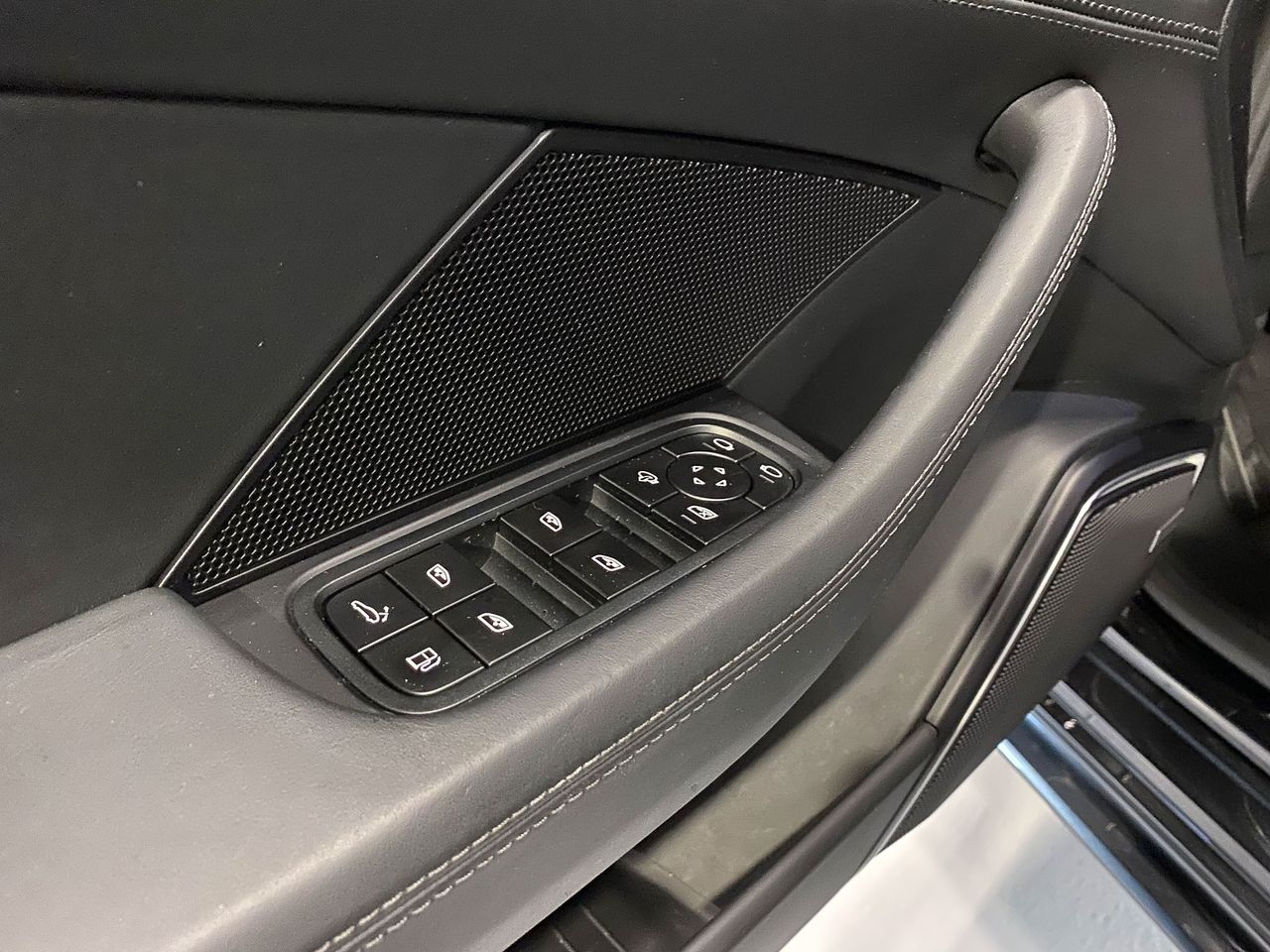 Porsche Panamera 4 e-hybrid  - Foto 14