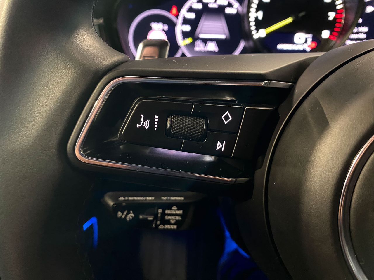 Porsche Panamera 4 e-hybrid  - Foto 10