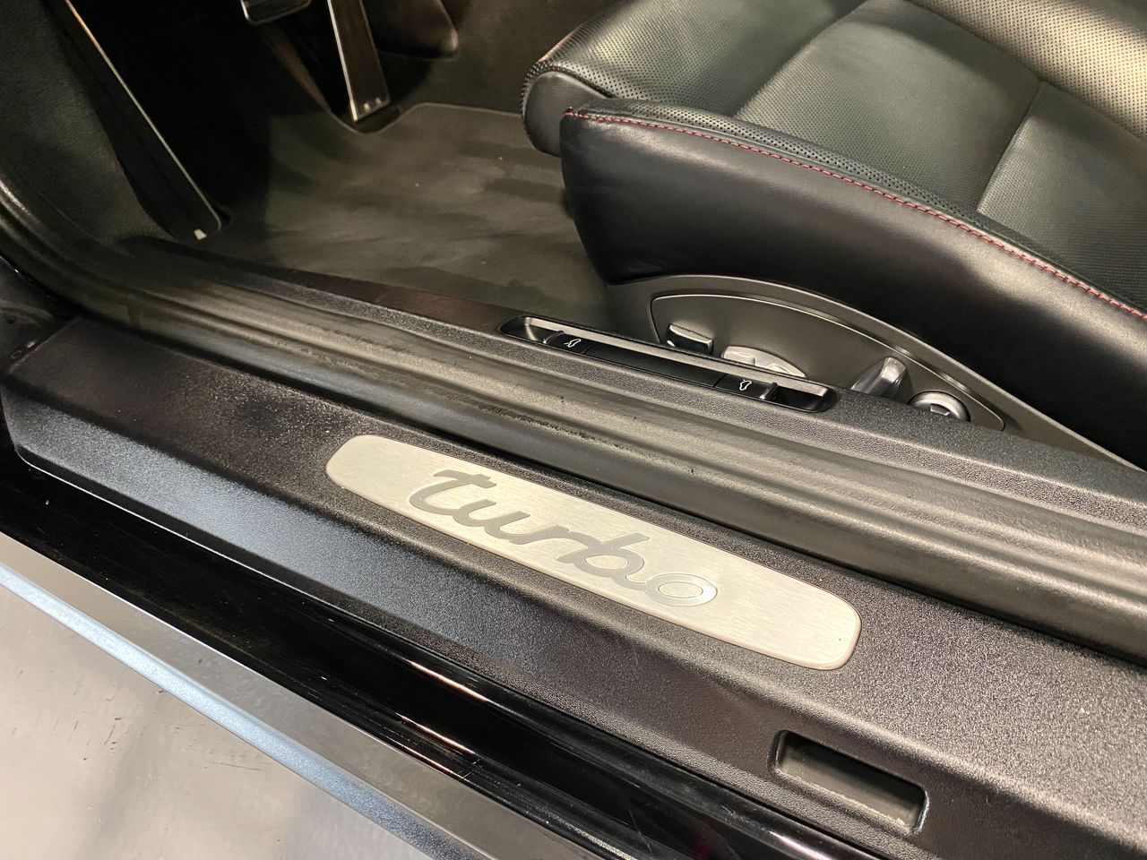 Porsche 911 turbo  - Foto 14