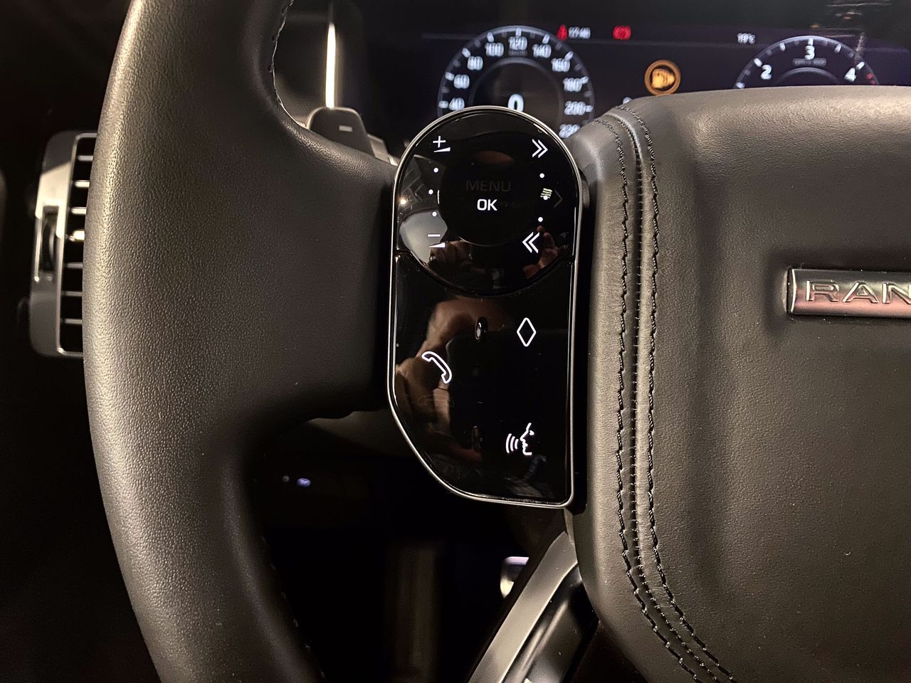 Land-Rover Range Rover VOGUE 3.0 MHEB Etiqueta ECO  - Foto 9