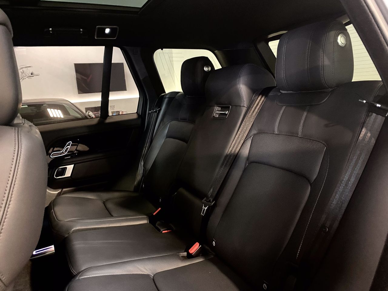 Land-Rover Range Rover VOGUE 3.0 MHEB Etiqueta ECO  - Foto 32