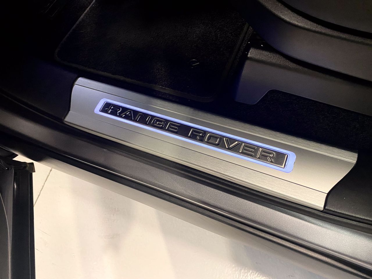 Land-Rover Range Rover VOGUE 3.0 MHEB Etiqueta ECO  - Foto 28