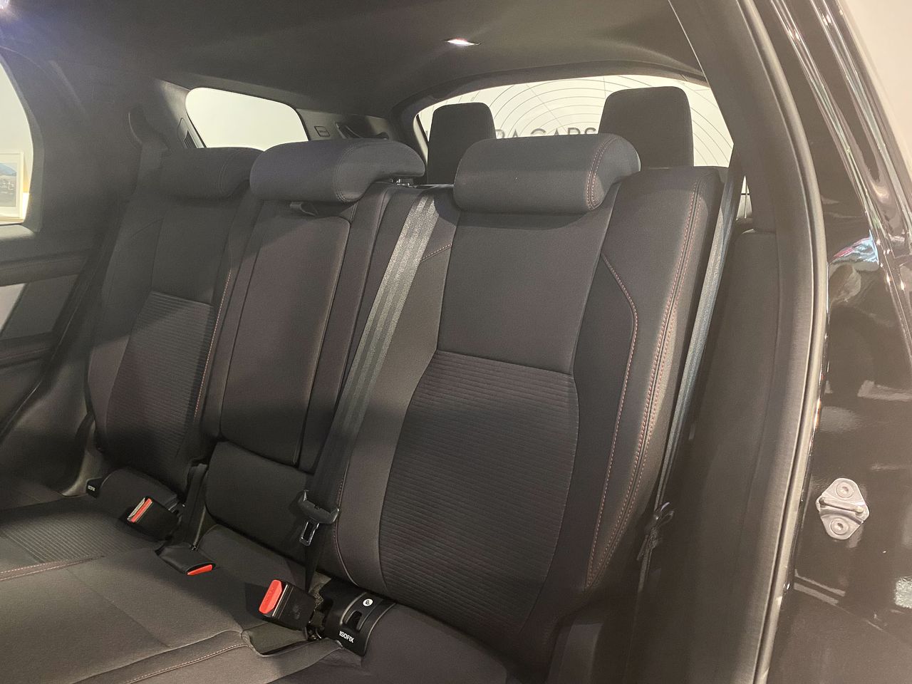 Land-Rover Discovery Sport R Dynamic 7 plazas  - Foto 24