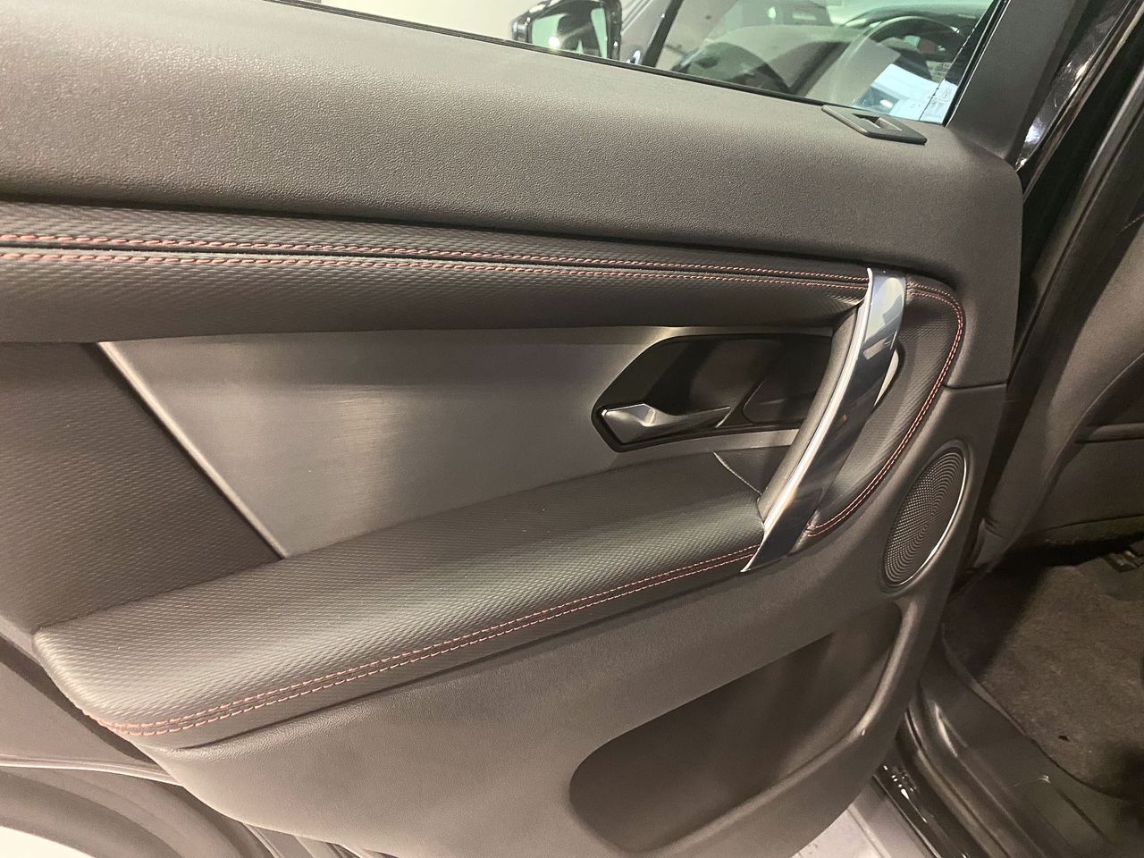 Land-Rover Discovery Sport R Dynamic 7 plazas  - Foto 23