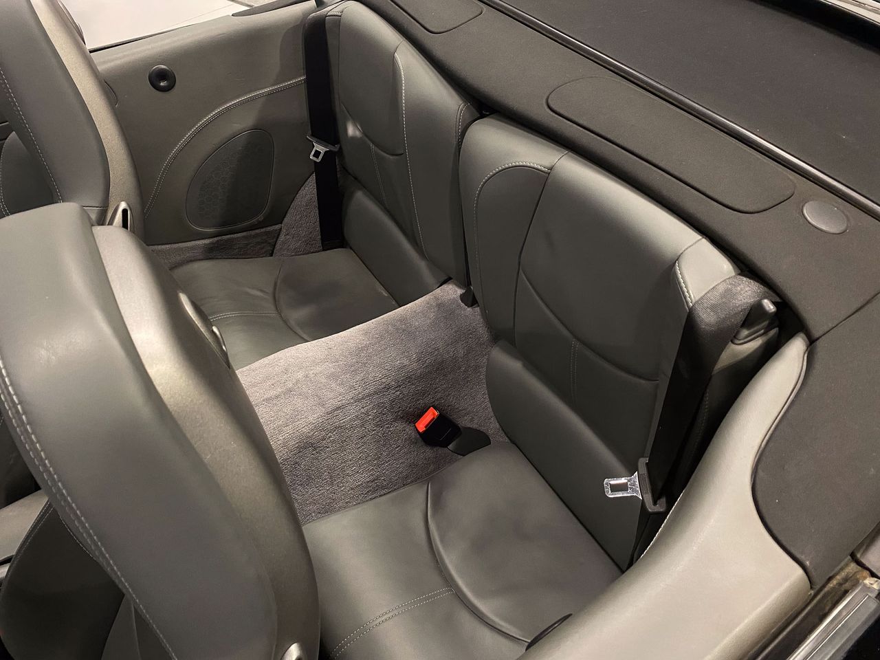 Porsche 911 Carrera S Cabrio 997 355 cv Manual - Foto 19