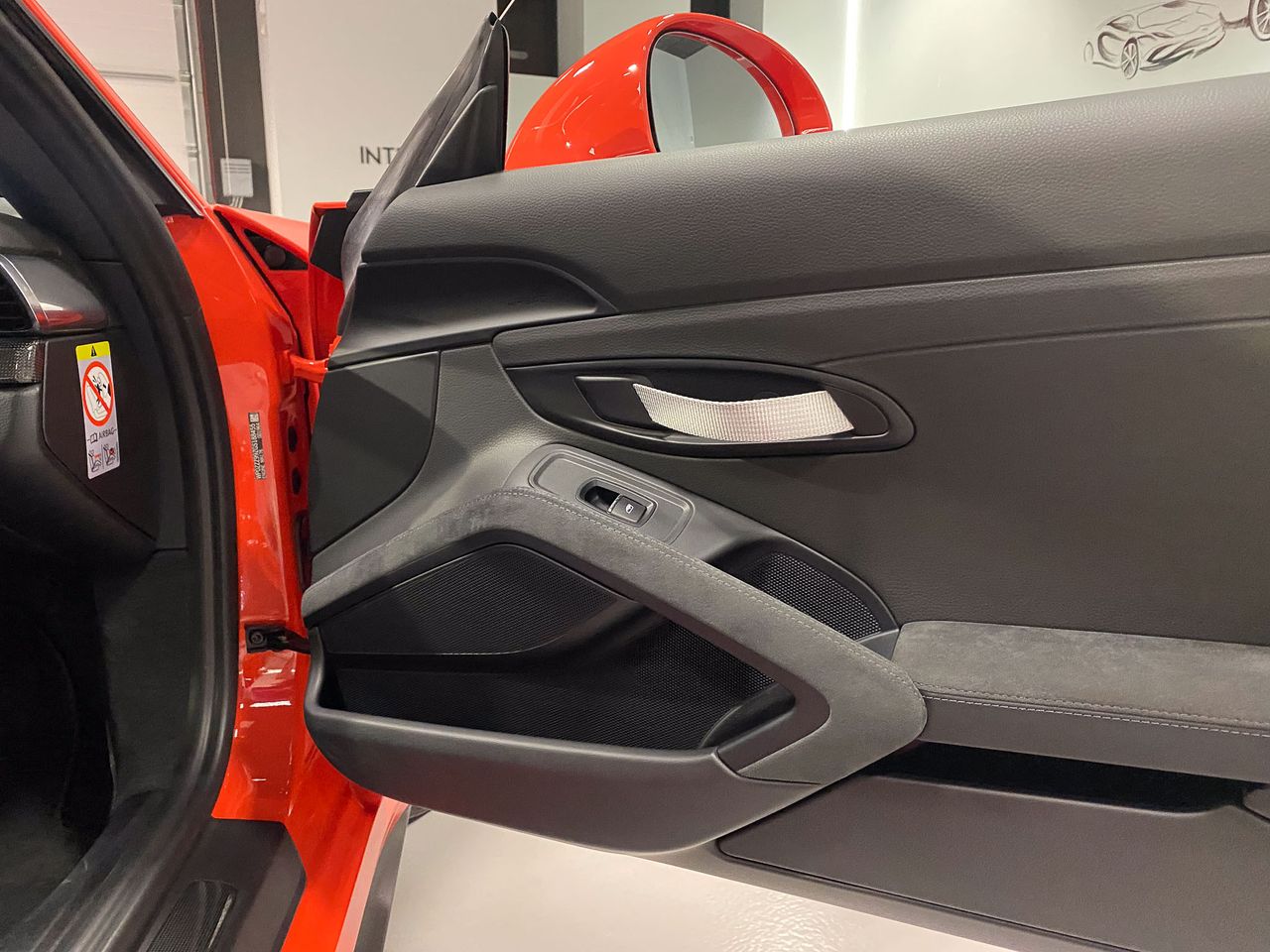 Porsche 911 GT3 RS 991.1 - Foto 38