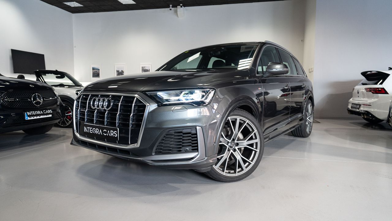 Volante de cuero multifuncional  de segunda mano - audi q7 2020 /