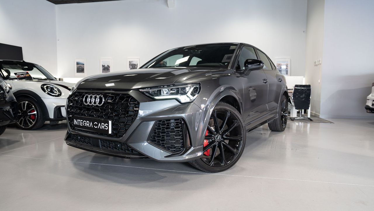 audi rs q3 2020 /
