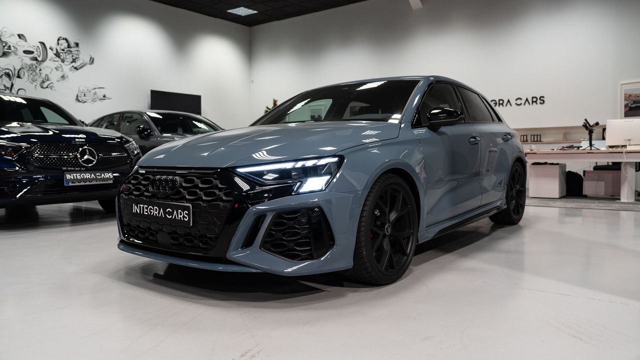 audi rs3 2023 /