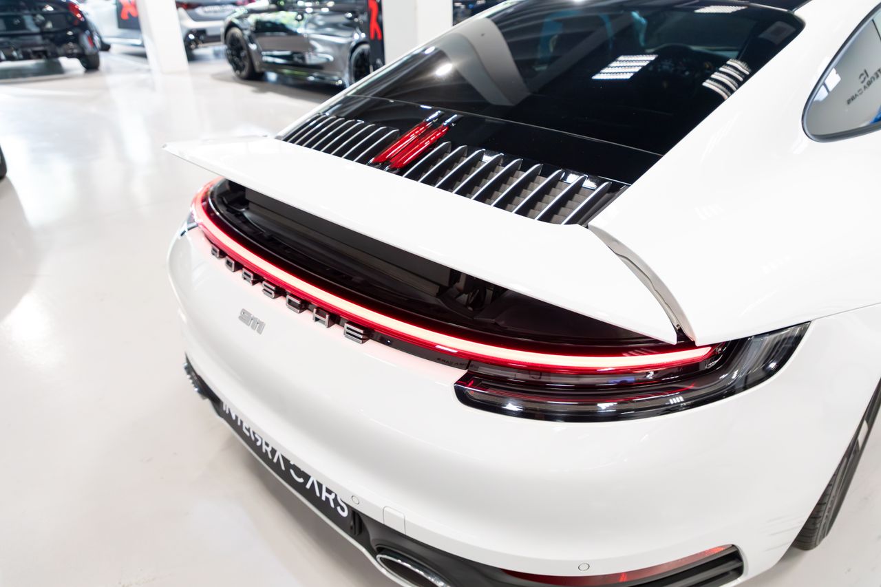 Porsche 911 Carrera 4S  - Foto 32
