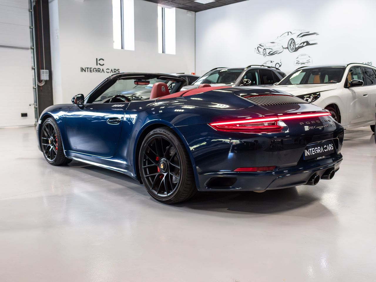 Porsche 911 Carrera 4 GTS  - Foto 8