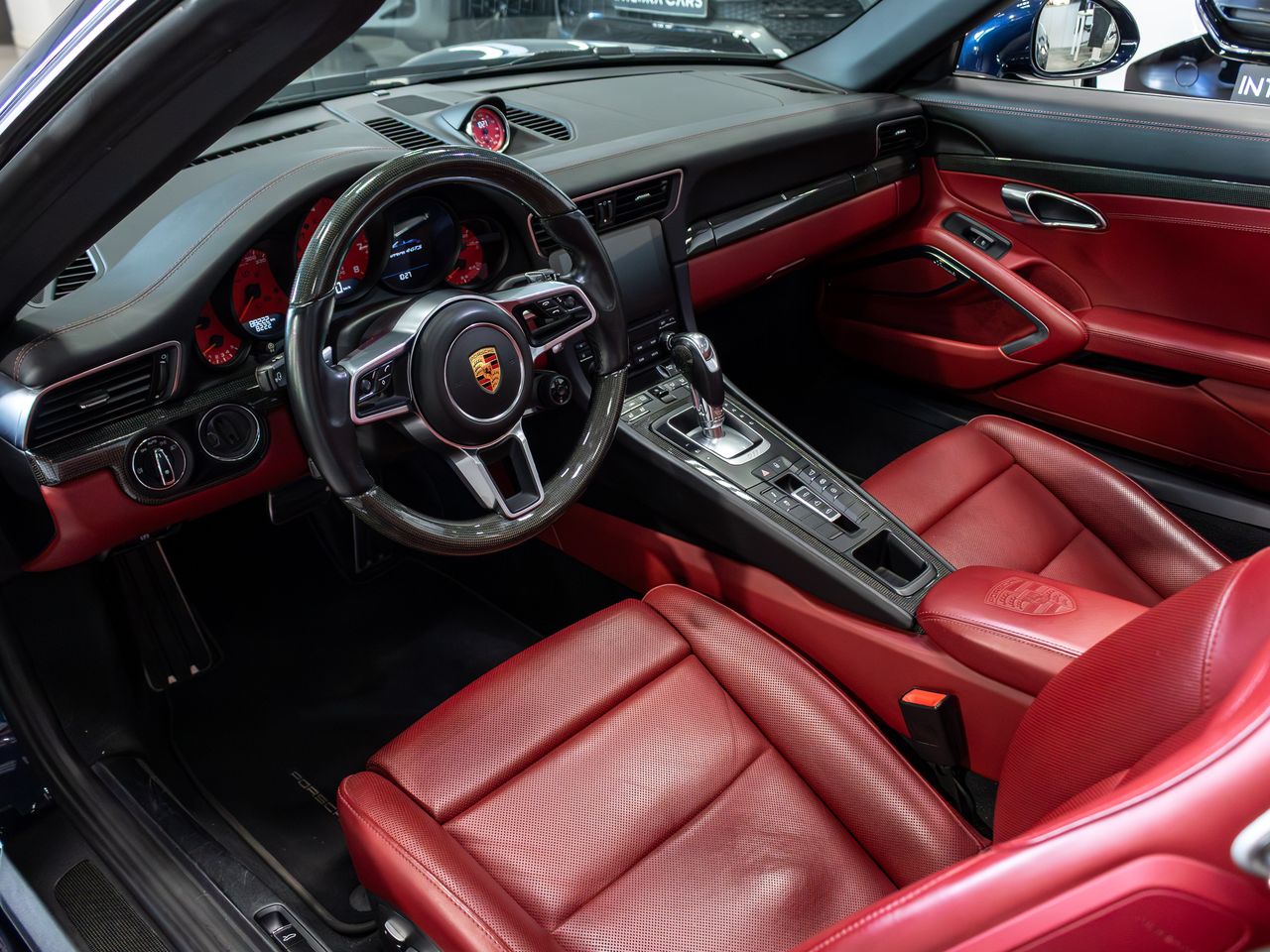 Porsche 911 Carrera 4 GTS Cabriolet - Foto 23