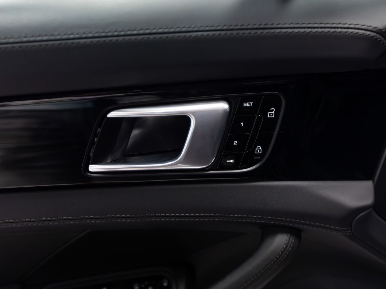 Porsche Panamera 4S E-HYBRID  - Foto 29