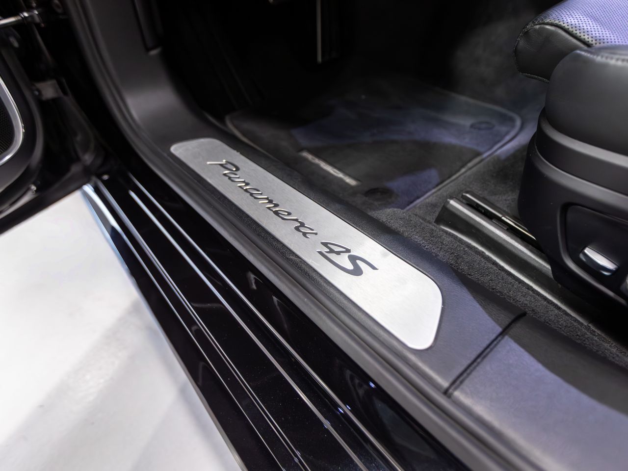 Porsche Panamera 4S E-HYBRID  - Foto 31