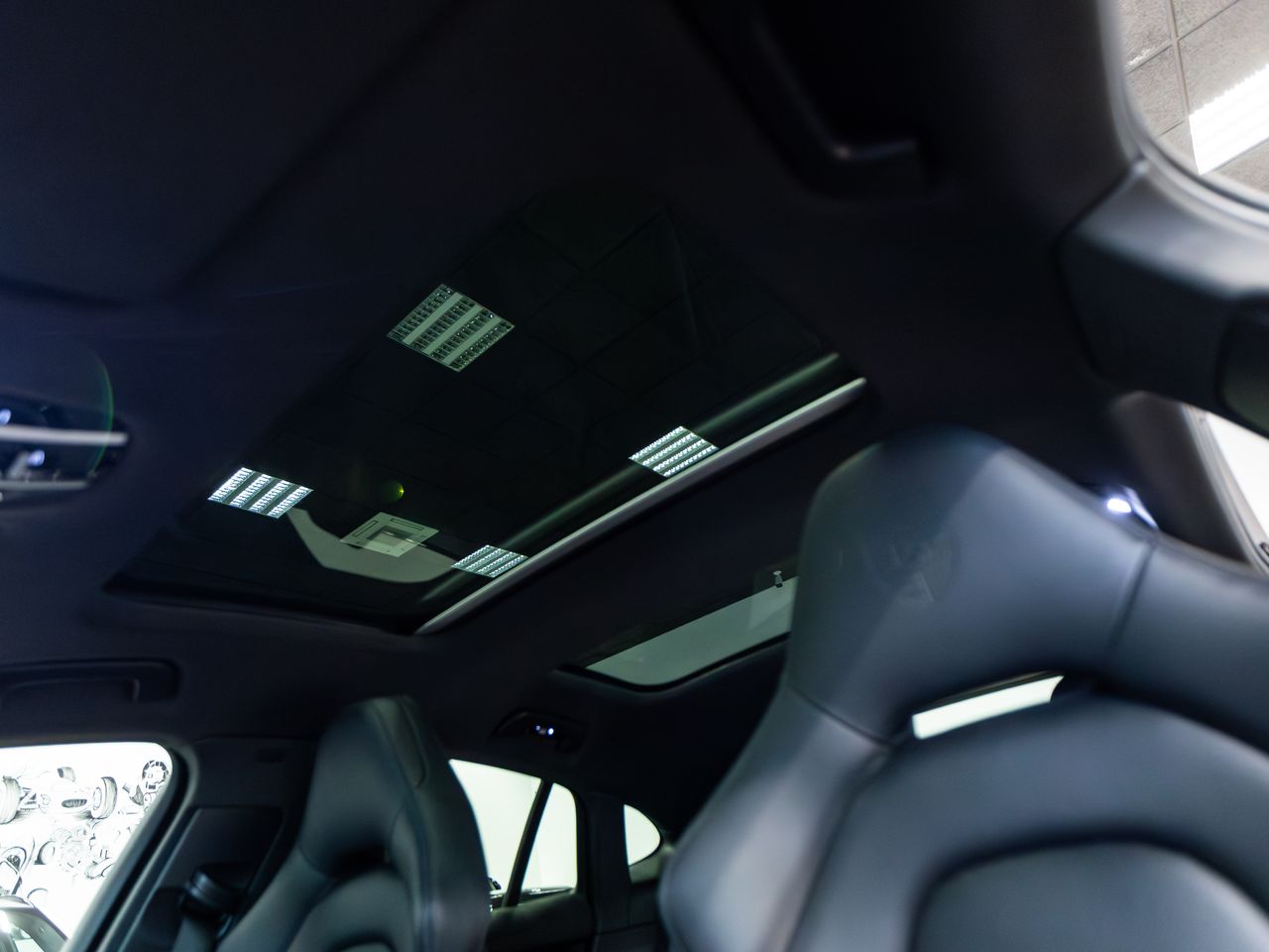 Porsche Panamera 4S E-HYBRID  - Foto 33