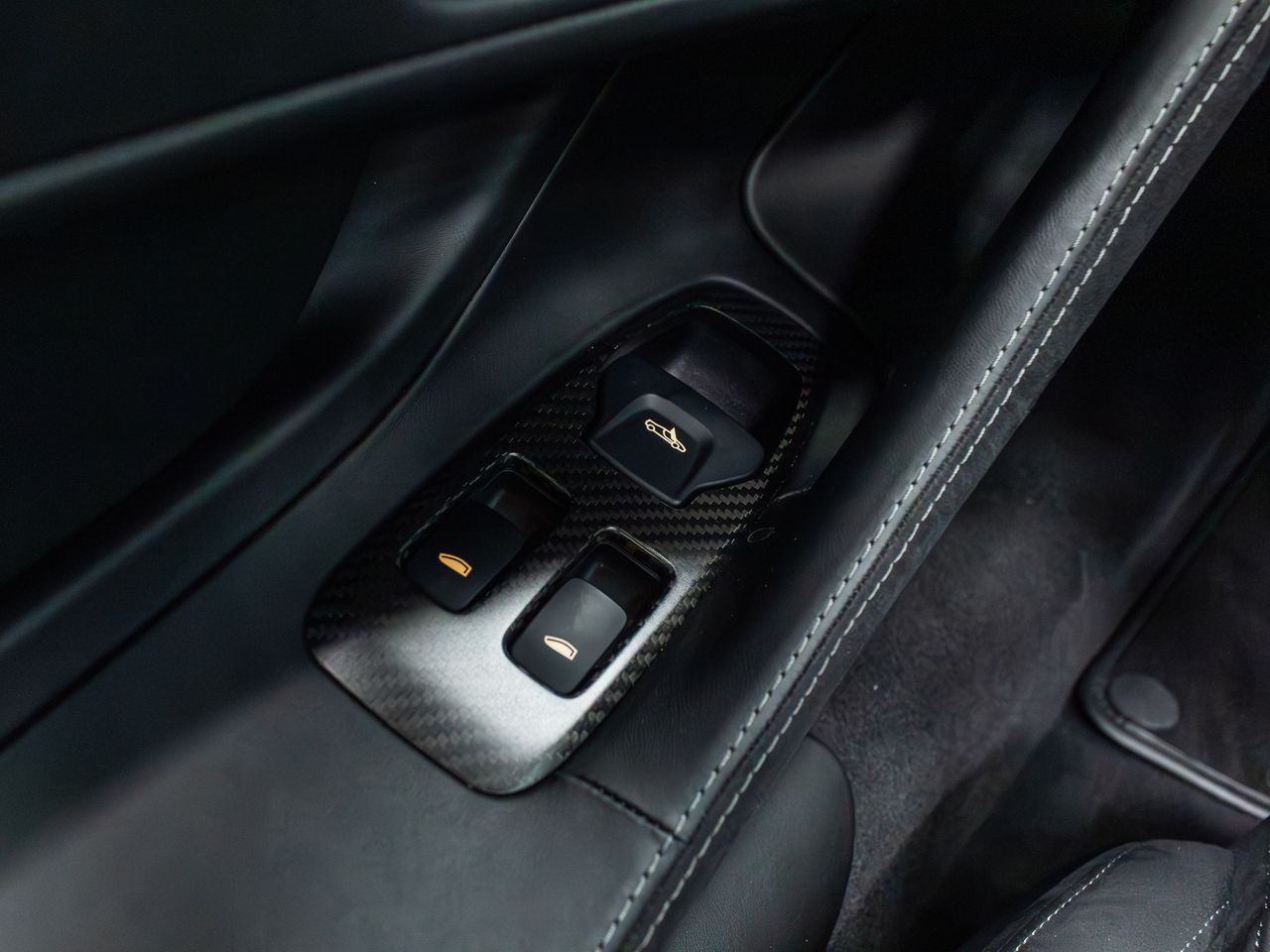 MCLaren 570S Spider  - Foto 34