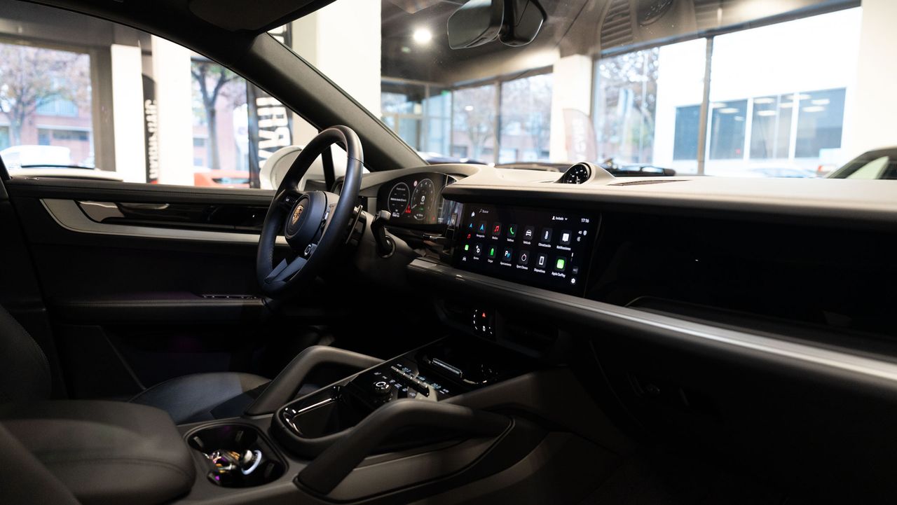 Porsche Cayenne S Coupe E-hybrid - Foto 31