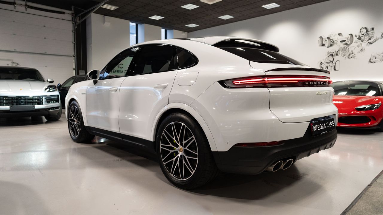 Porsche Cayenne S Coupe E-hybrid - Foto 6