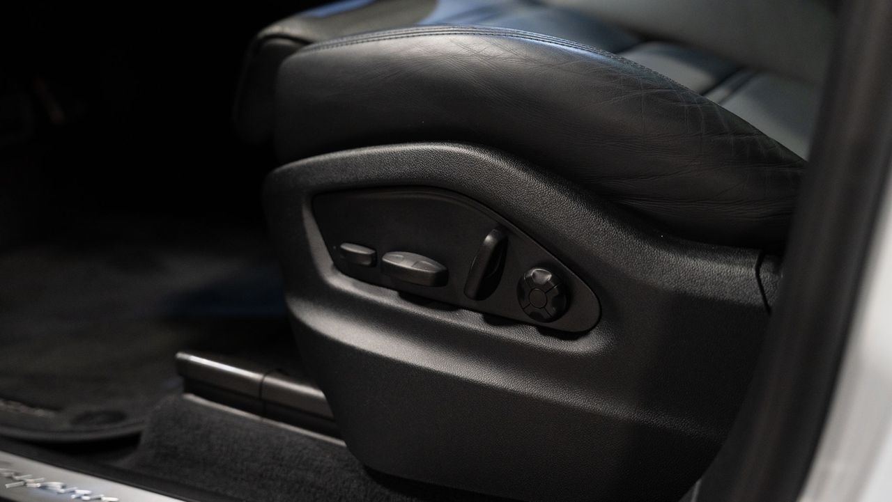 Porsche Cayenne S Coupe E-hybrid - Foto 29