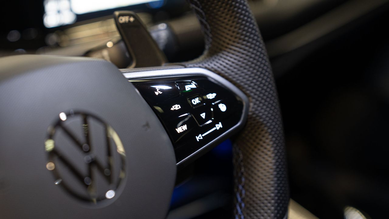 Volkswagen Golf R 20 ANIVERSARIO - Foto 16