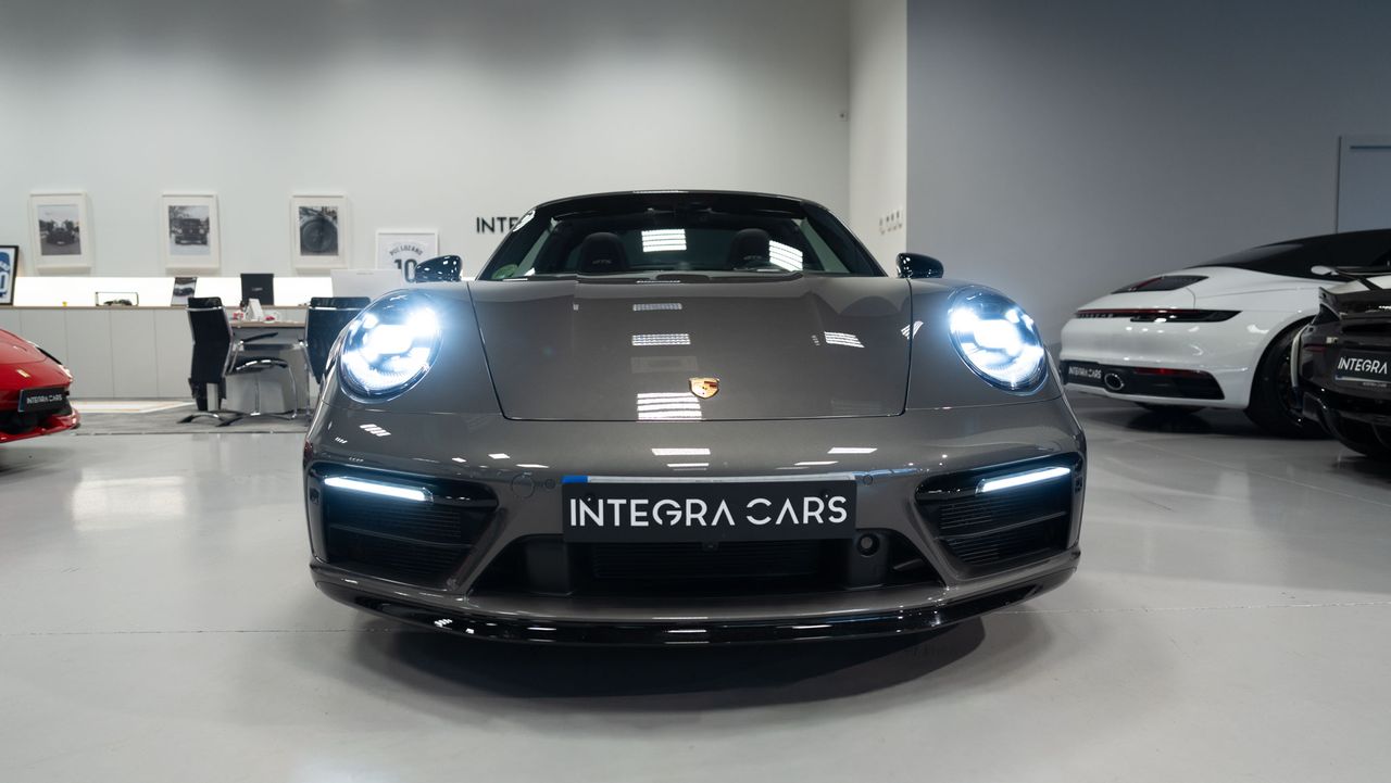 Porsche 911 Targa 4 GTS PDK - Foto 3