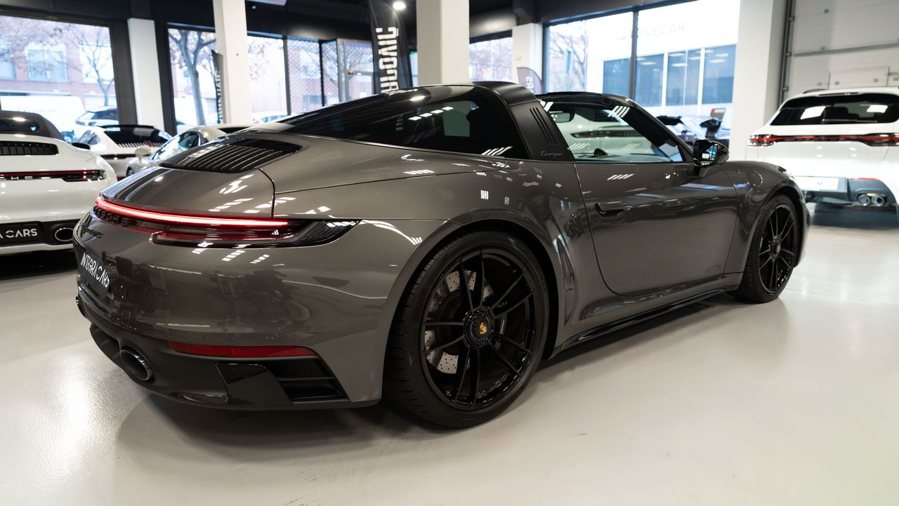 Porsche 911 Targa 4 GTS PDK - Foto 9