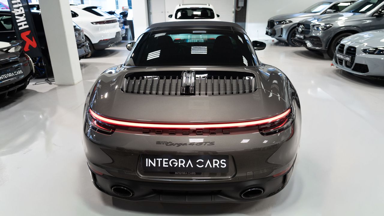 Porsche 911 Targa 4 GTS PDK - Foto 8
