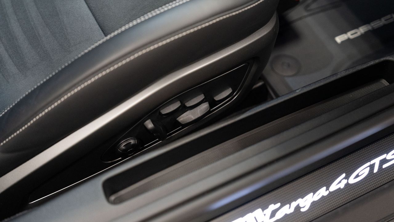 Porsche 911 Targa 4 GTS PDK - Foto 23