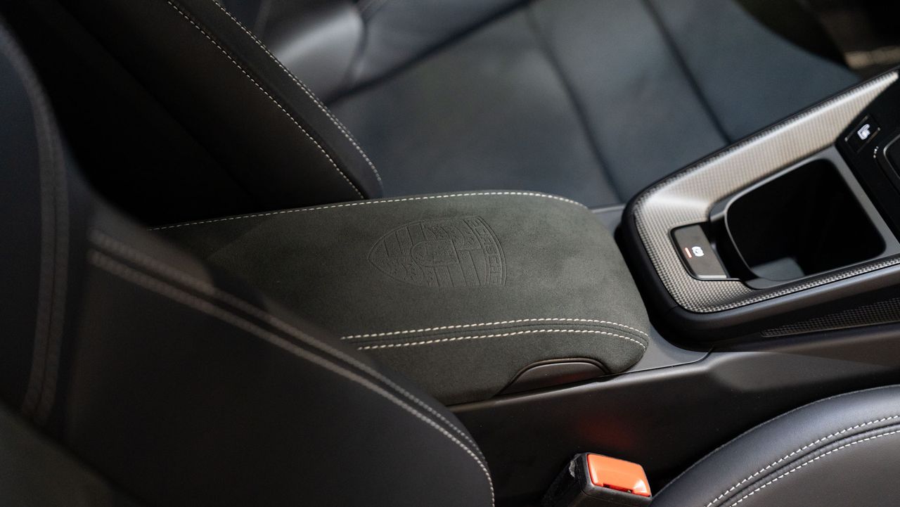 Porsche 911 Targa 4 GTS PDK - Foto 36