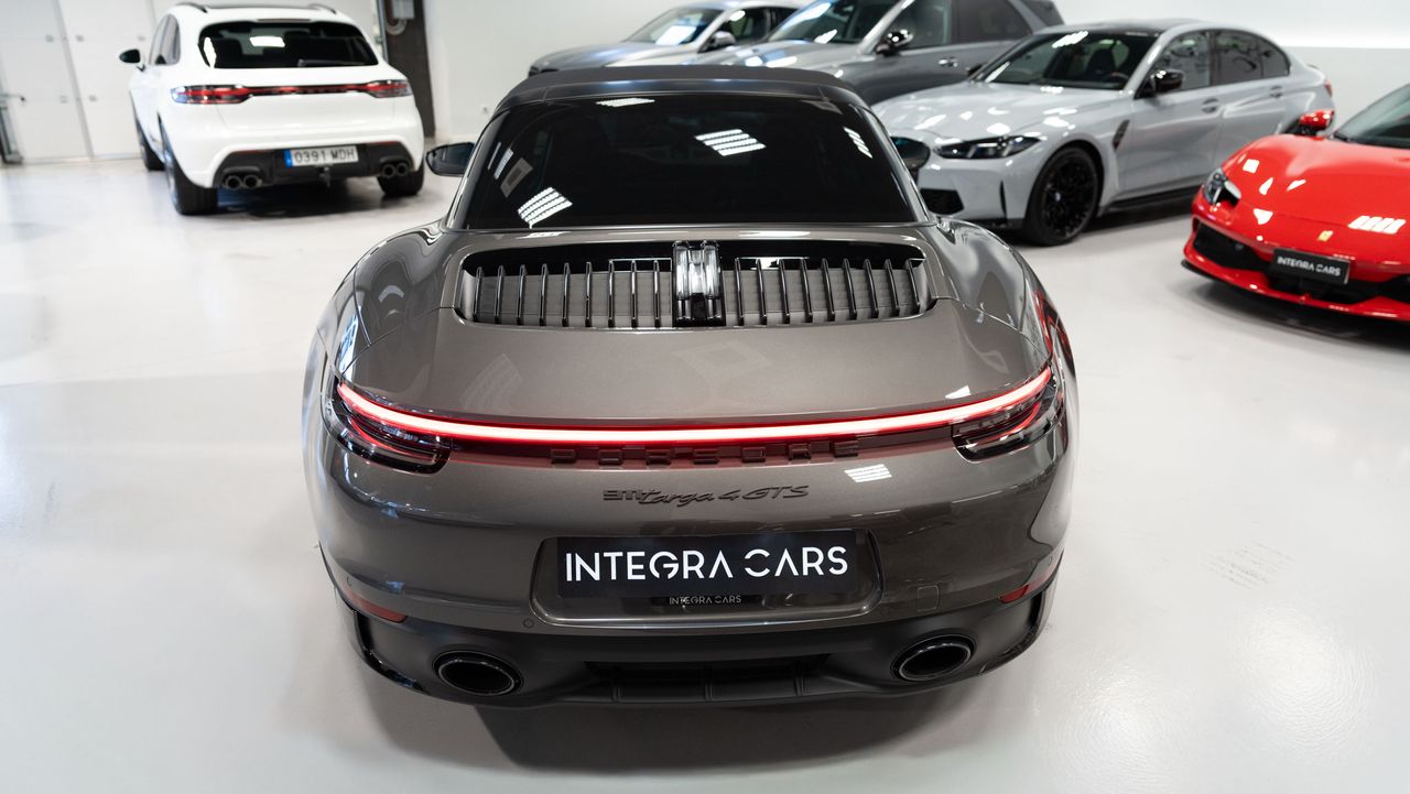 Porsche 911 Targa 4 GTS PDK - Foto 7
