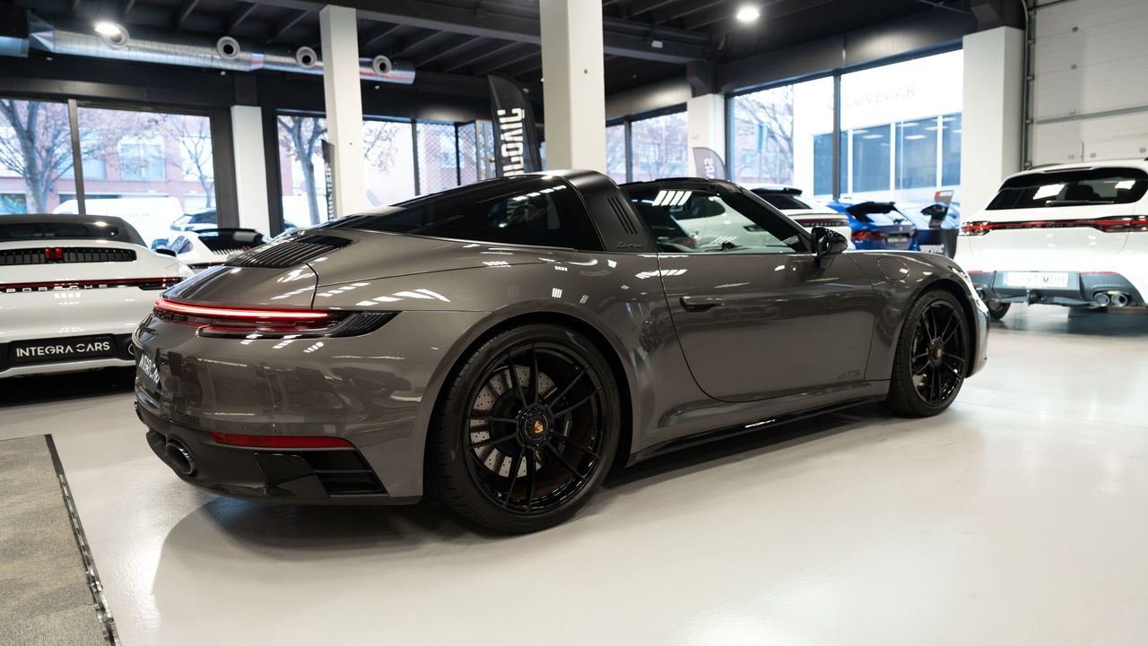 Porsche 911 Targa 4 GTS PDK - Foto 11