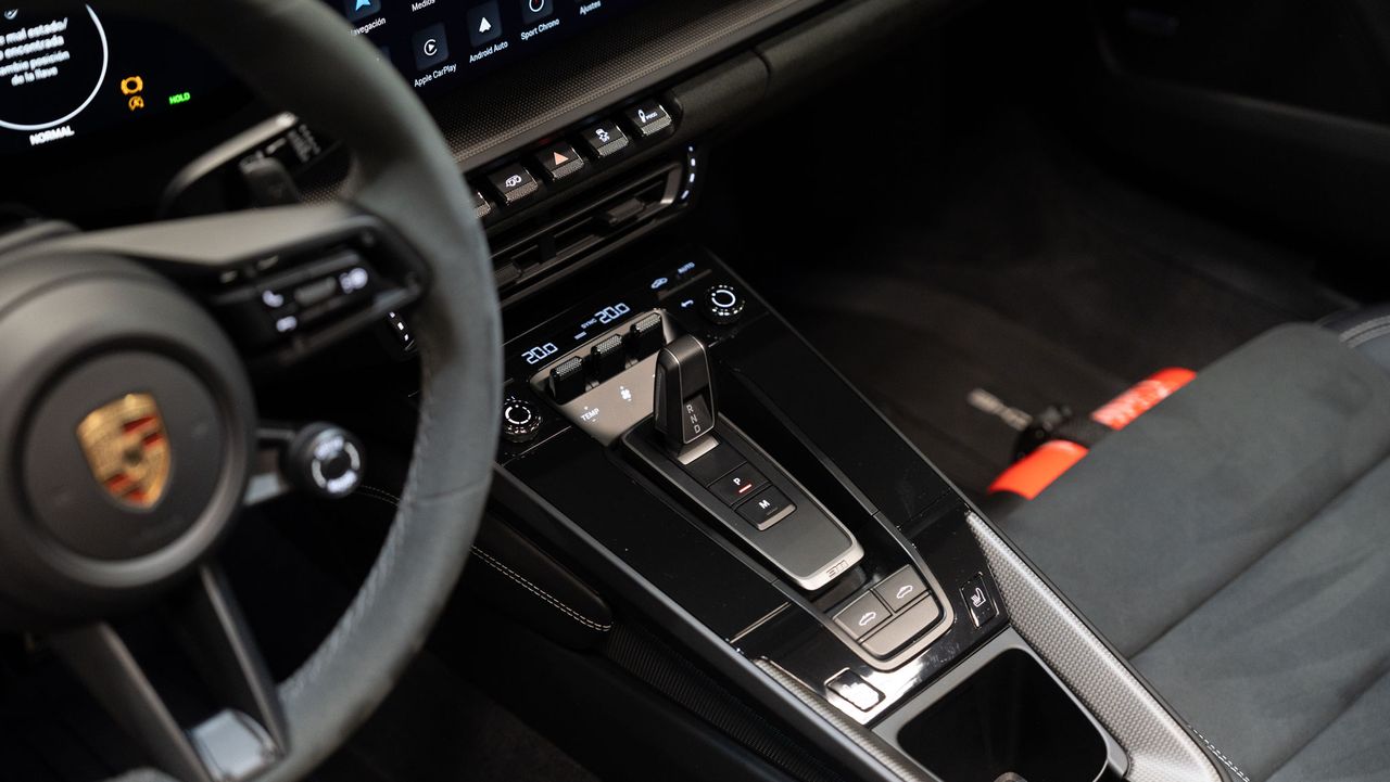 Porsche 911 Targa 4 GTS PDK - Foto 44