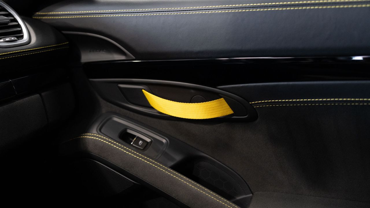 Porsche 718 CAYMAN GT4 - Foto 49