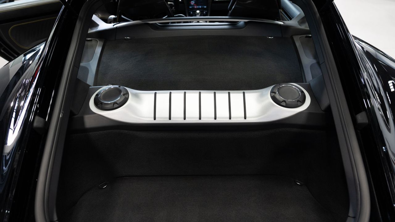 Porsche 718 CAYMAN GT4 - Foto 54