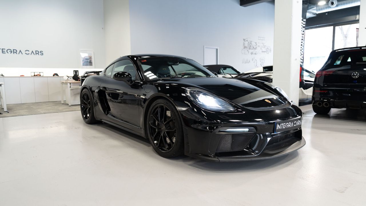 Porsche 718 CAYMAN GT4 - Foto 15