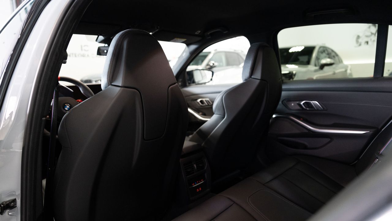 BMW Serie 3 M3 COMPETITION XDRIVE - Foto 30