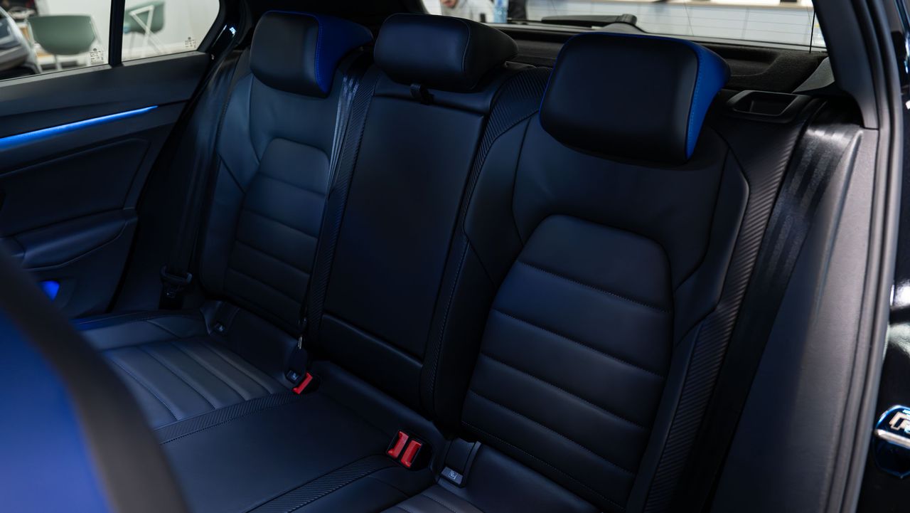 Volkswagen Golf R 20 ANIVERSARIO - Foto 25