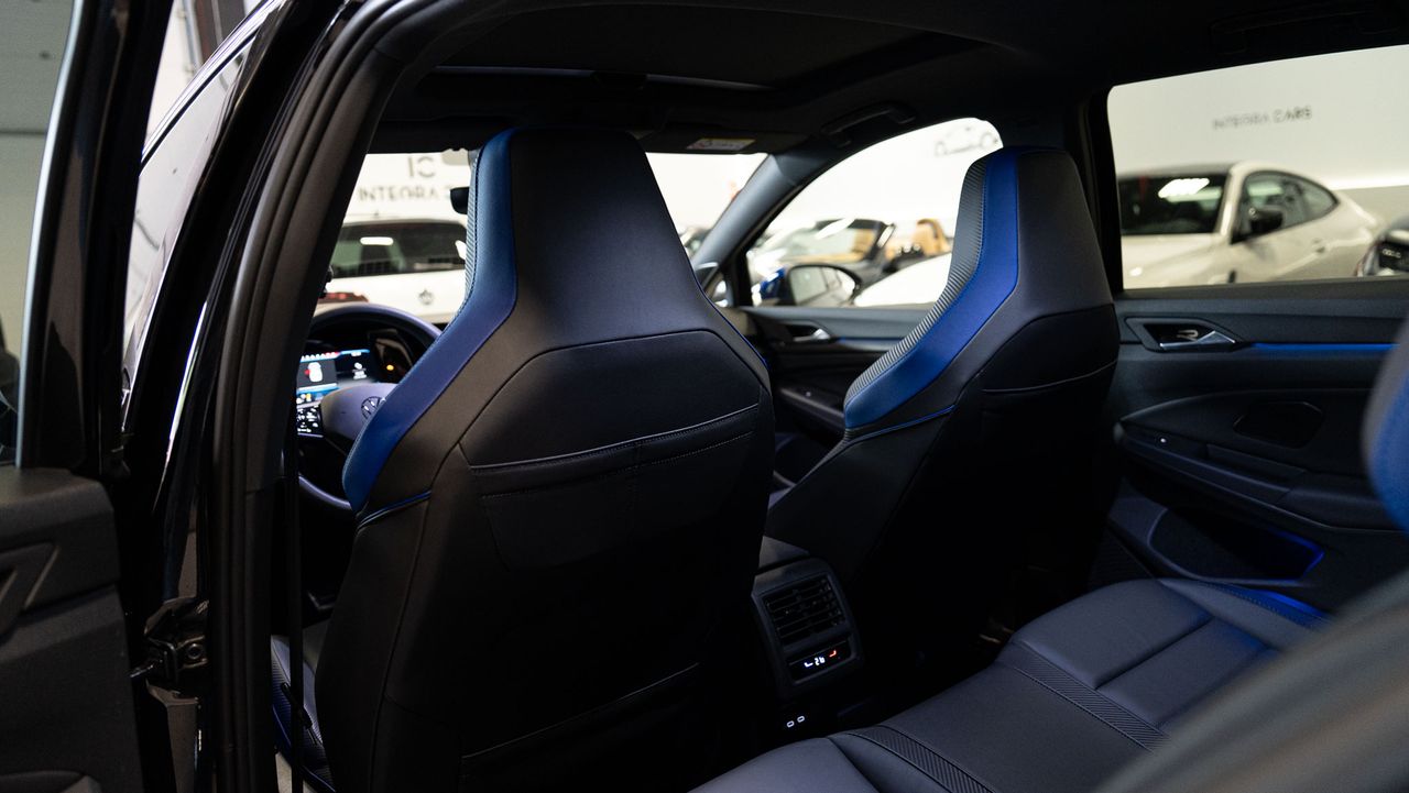 Volkswagen Golf R 20 ANIVERSARIO - Foto 24