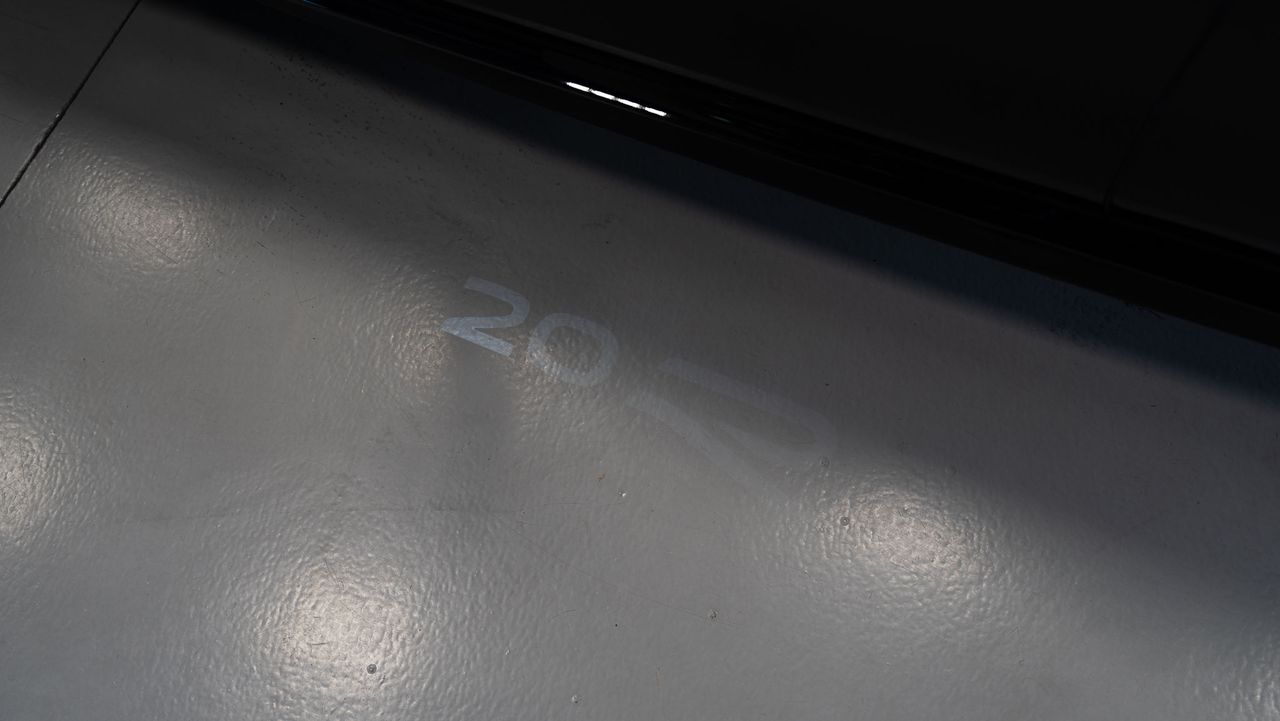 Volkswagen Golf R 20 ANIVERSARIO - Foto 39