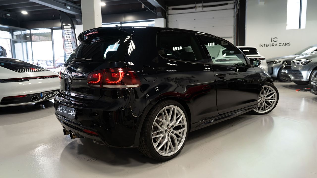 Volkswagen Golf 3p R 2.0 TSI 270 CV 4Motion DSG - Foto 8