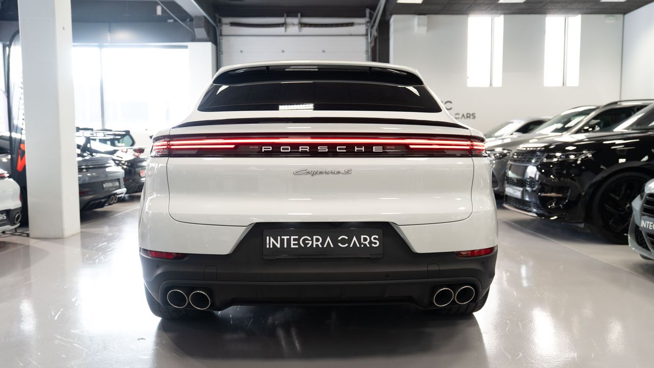 Porsche Cayenne S COUPE E-HYBRID - Foto 8