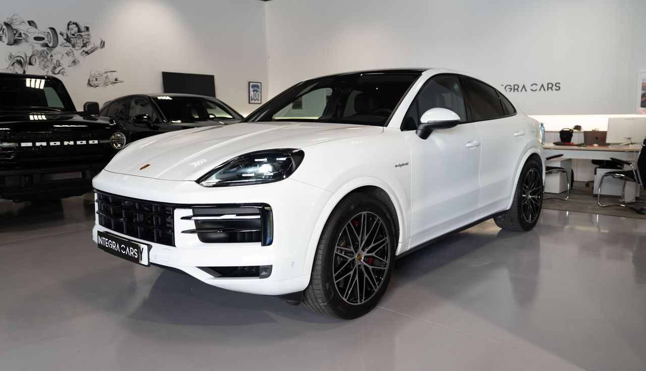 Porsche Cayenne S COUPE E-HYBRID - Foto 3