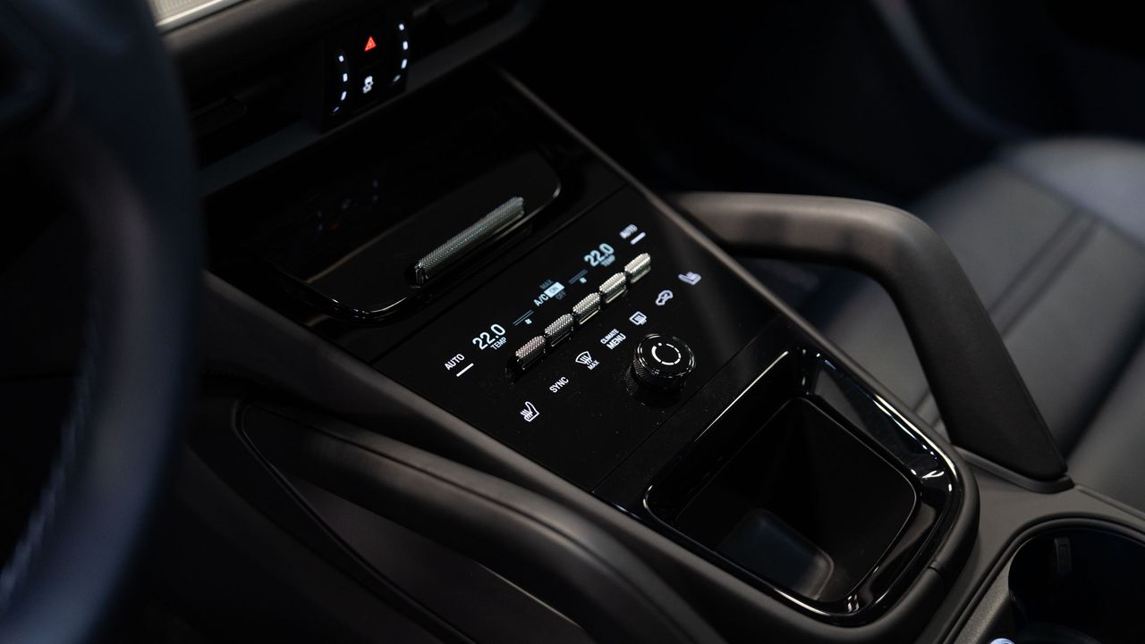 Porsche Cayenne S COUPE E-HYBRID - Foto 22