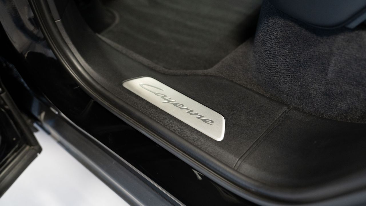 Porsche Cayenne S Coupe E-hybrid - Foto 38